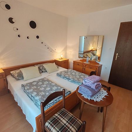 Apartment Dora Draga Bašćanska Kültér fotó